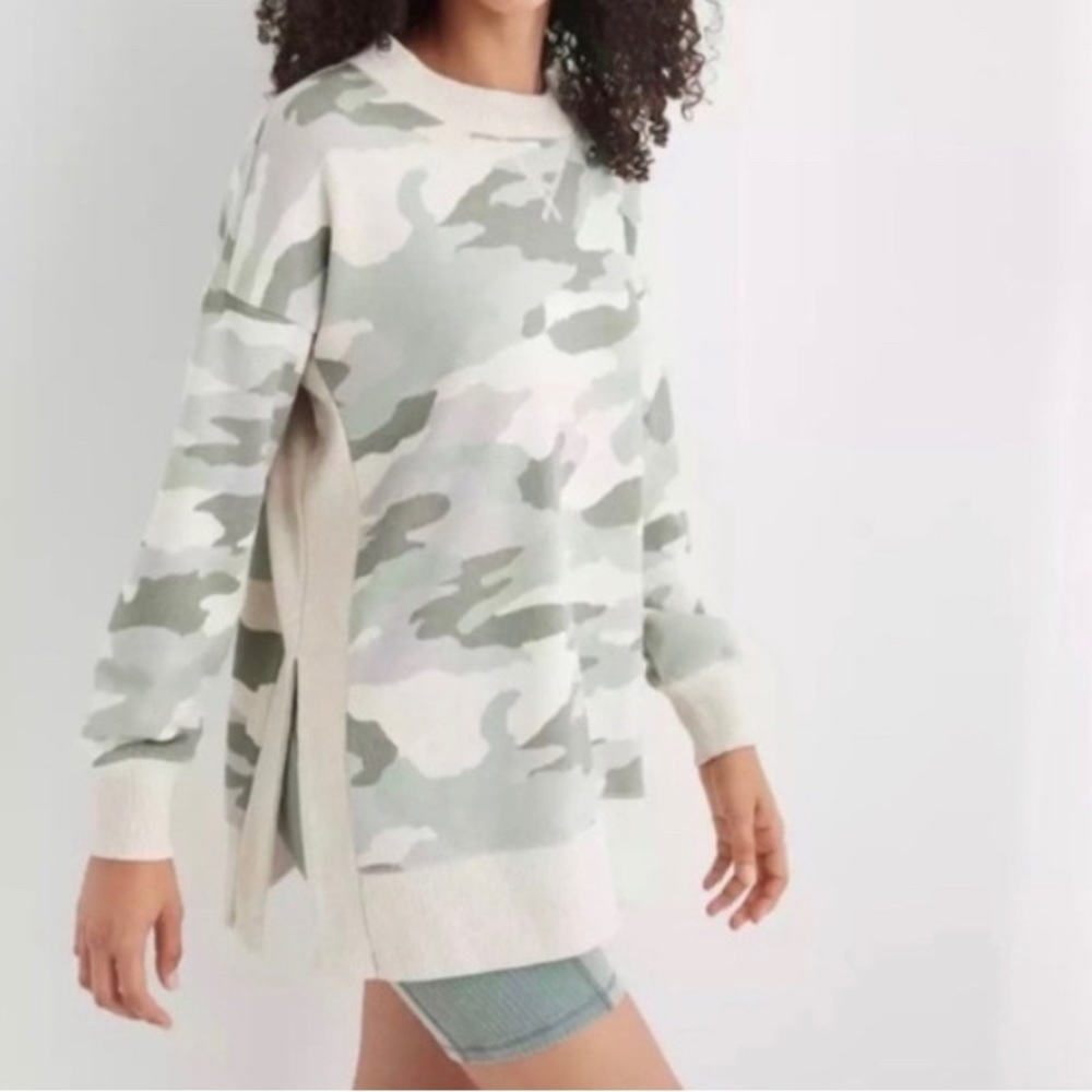Aerie sweatshirt